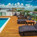 La Vista Condo Beachside by Bric